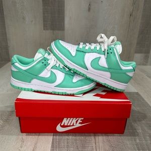 NIKE DUNK LOW “GREEN GLOW”